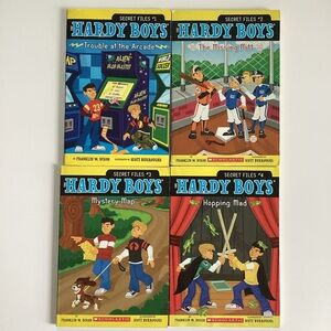4 Hardy Boys Secret Files books